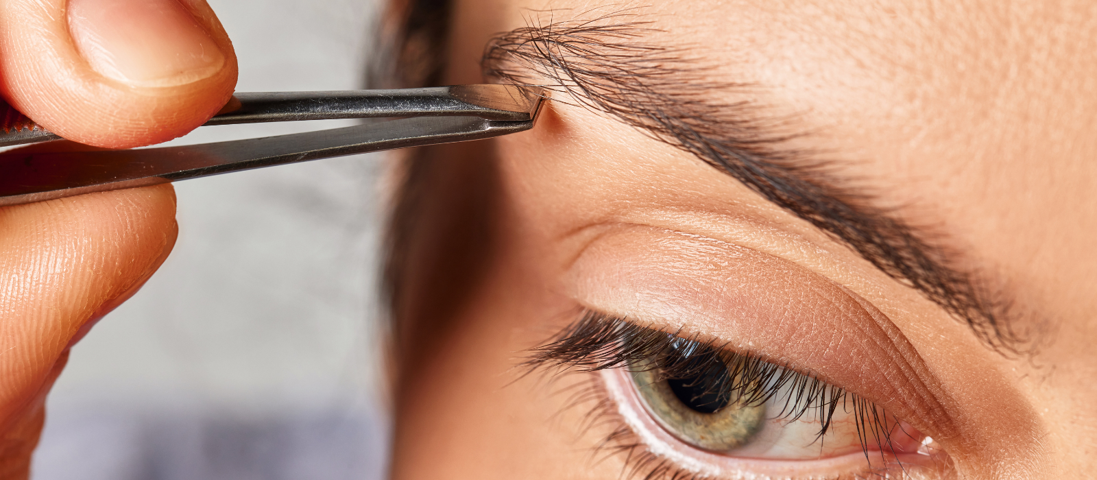 Best Facial Hair Removal Methods for Women That Won