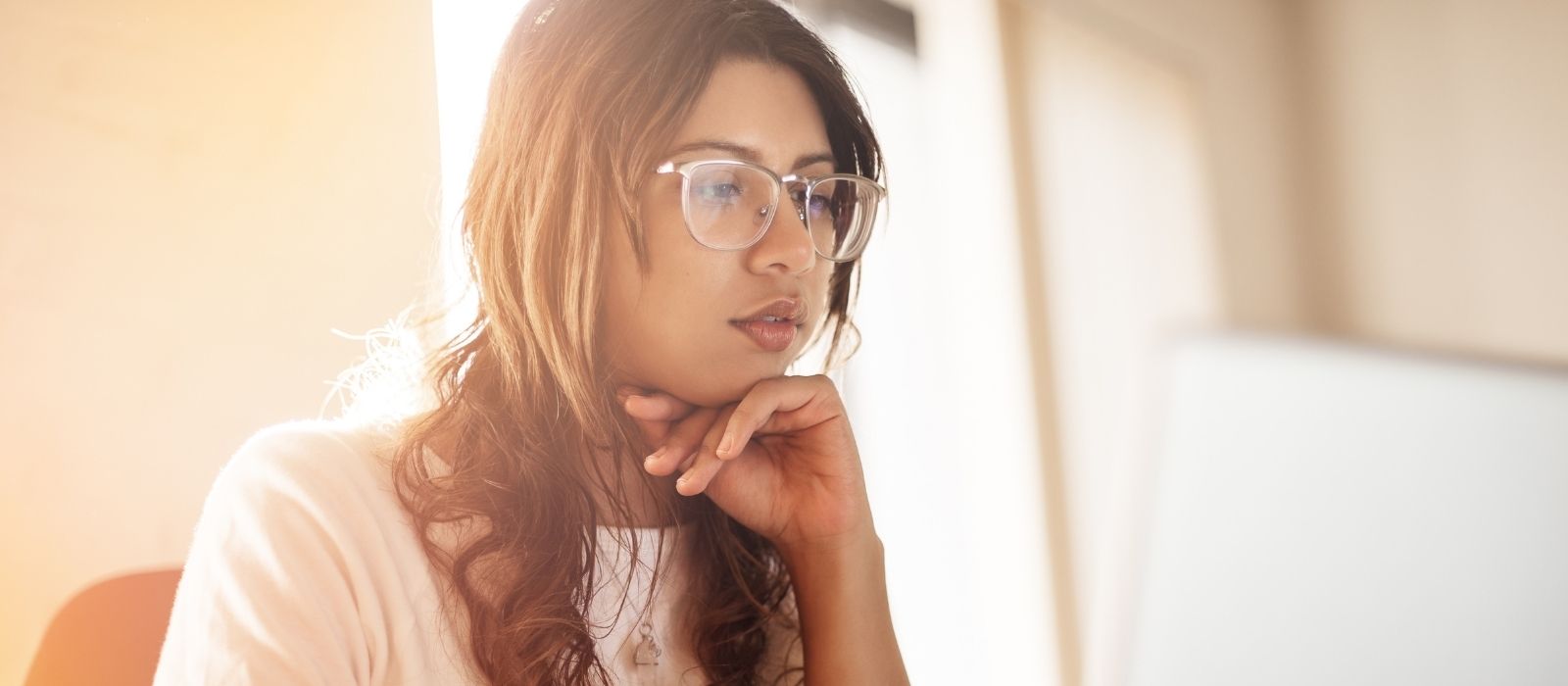 Online Therapy vs In-Person — Which One Actually Works Better