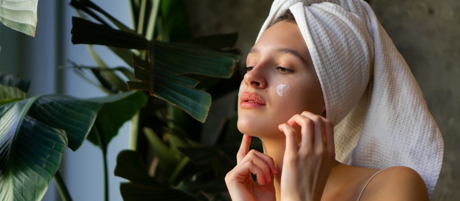 hydrating skincare toner serum layering routine
