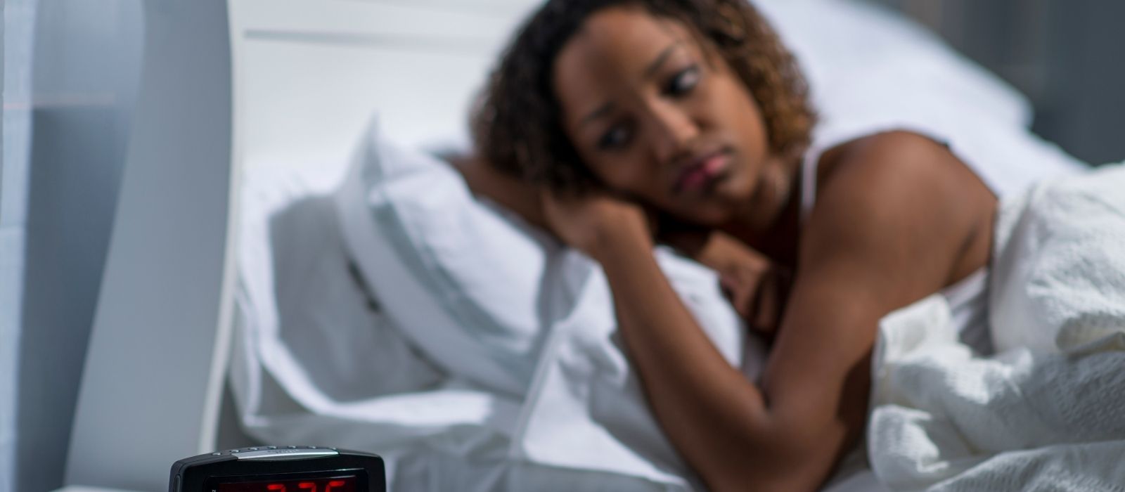 woman sleep insomnia night awake bed